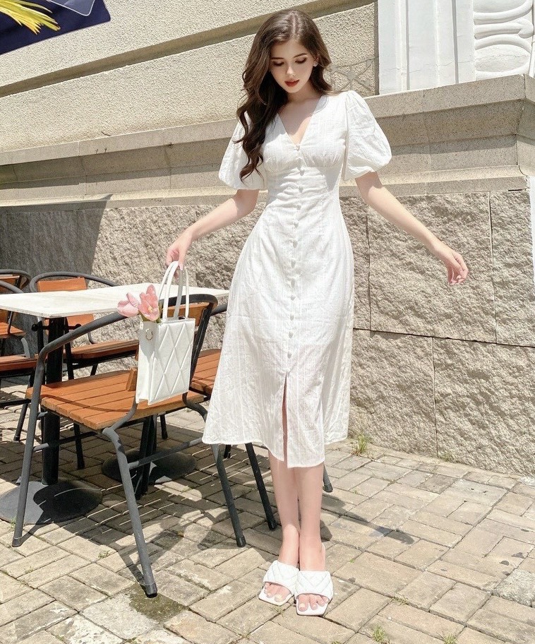 ĐẦM CỔ V PHỐI NÚT TAY PHỒNG